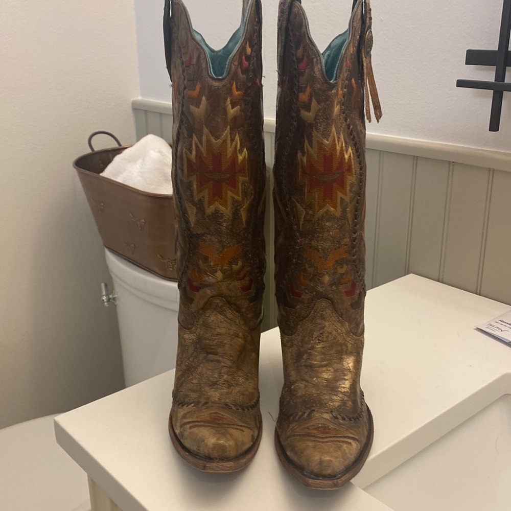 Corral Vintage Cowboy Boots size 7M